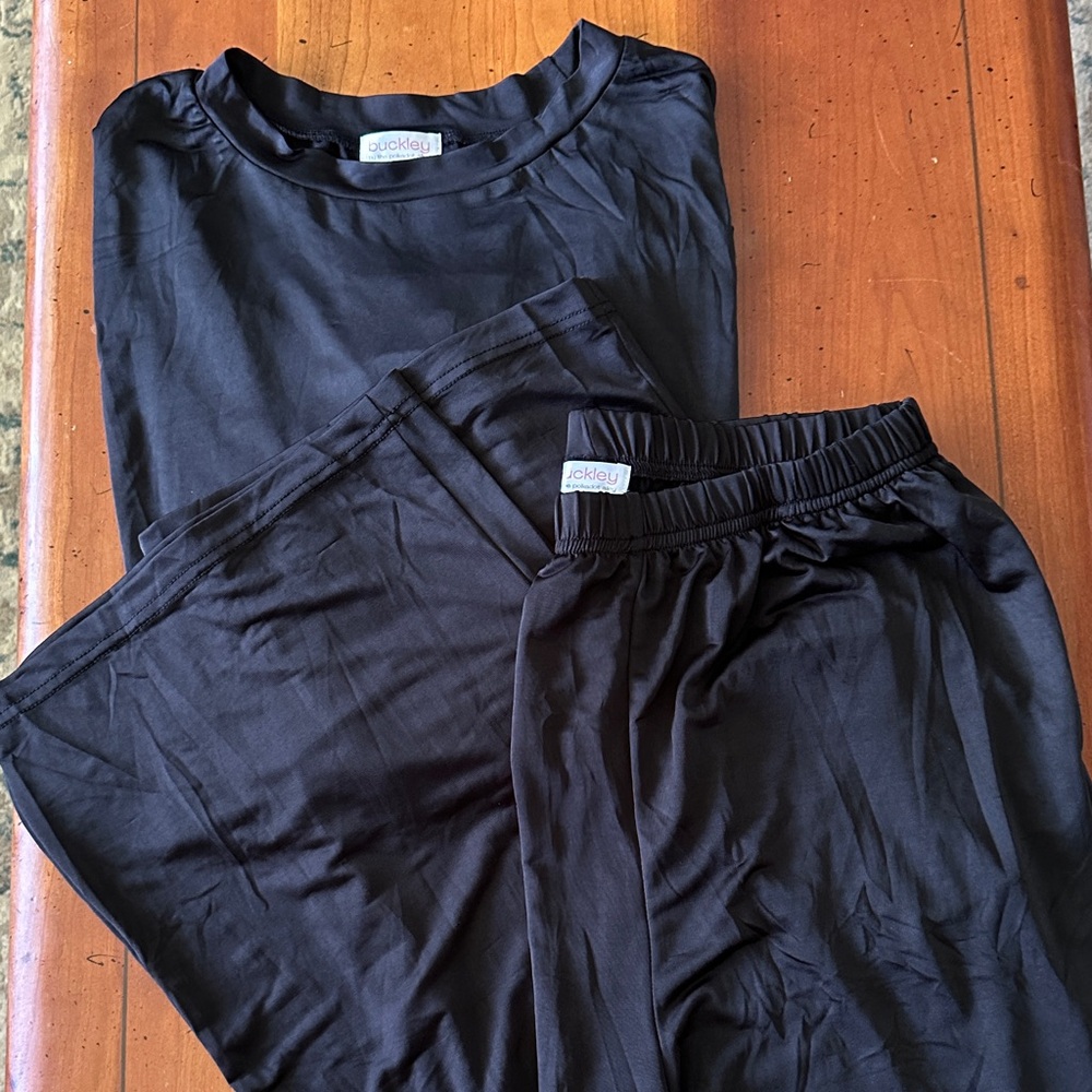Buckley Black Women's Lounge Set